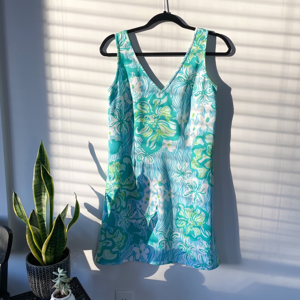 Lilly Pulitzer shift dress